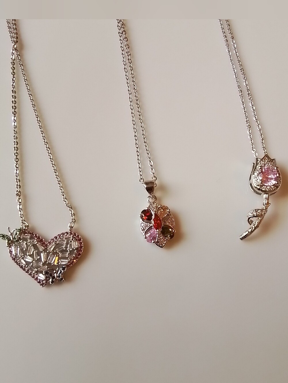 Three-Piece Pendant Necklace Set in Silver